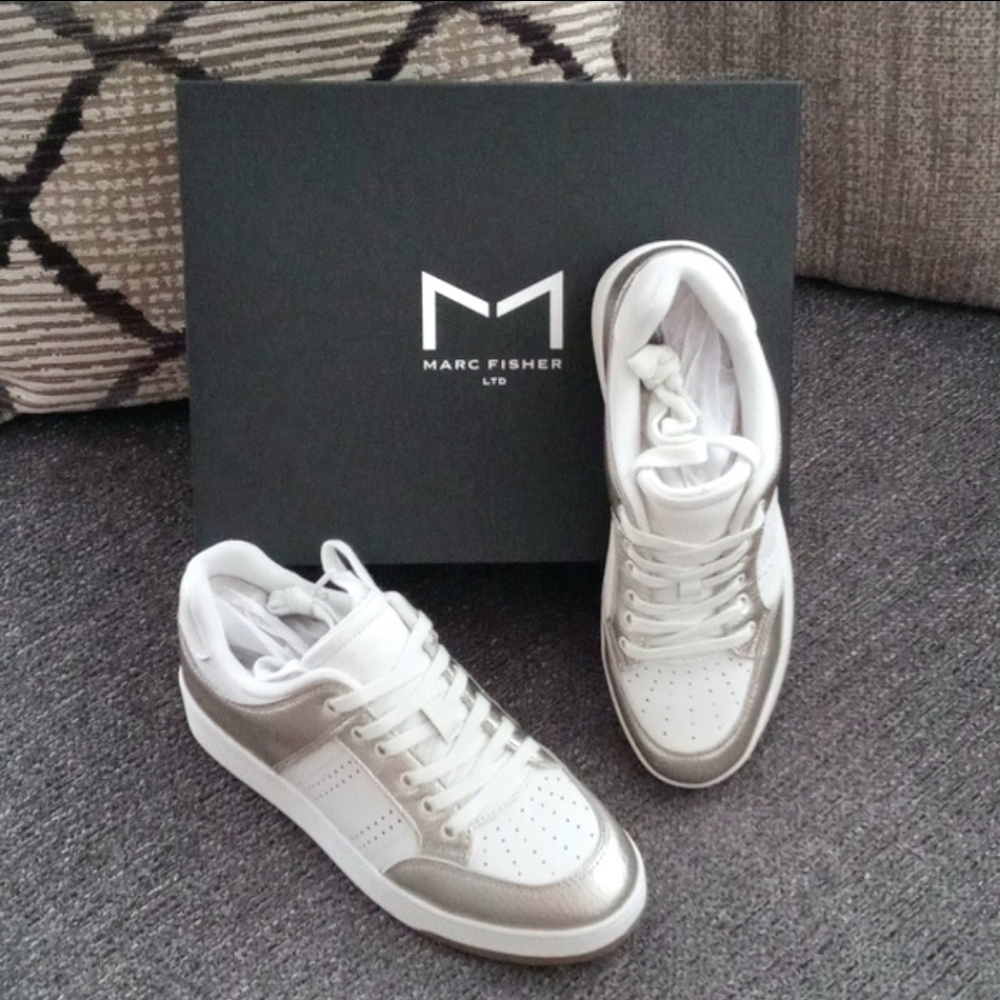 🆕️ 🌞Marc Fisher🌞 - "Flynnt" Ivory/Gold Metallic Leather Sneaker - Picture 11 of 11